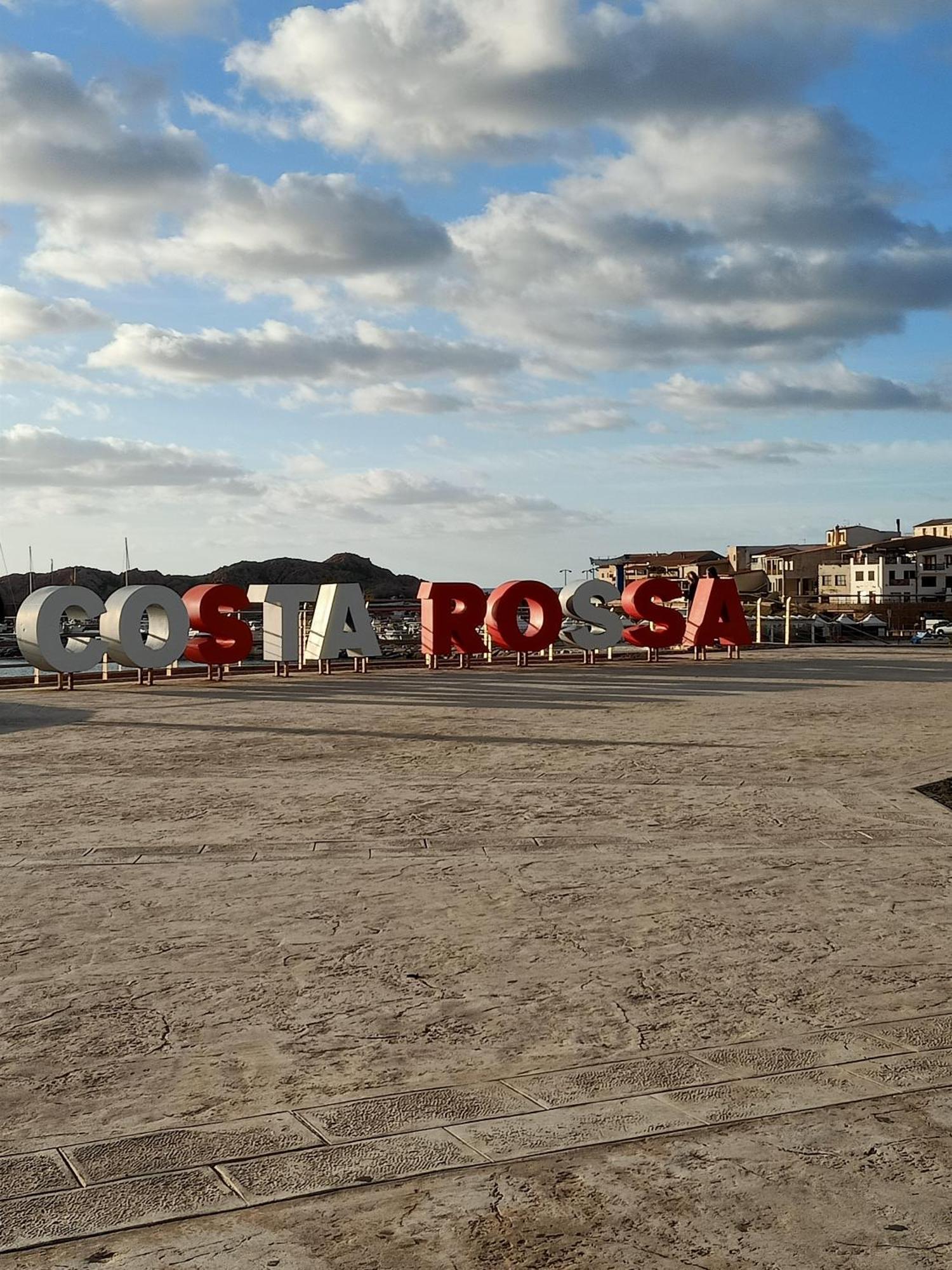 Tanca Della Torre Trilocale Vista Mare Leilighet Isola Rossa Eksteriør bilde